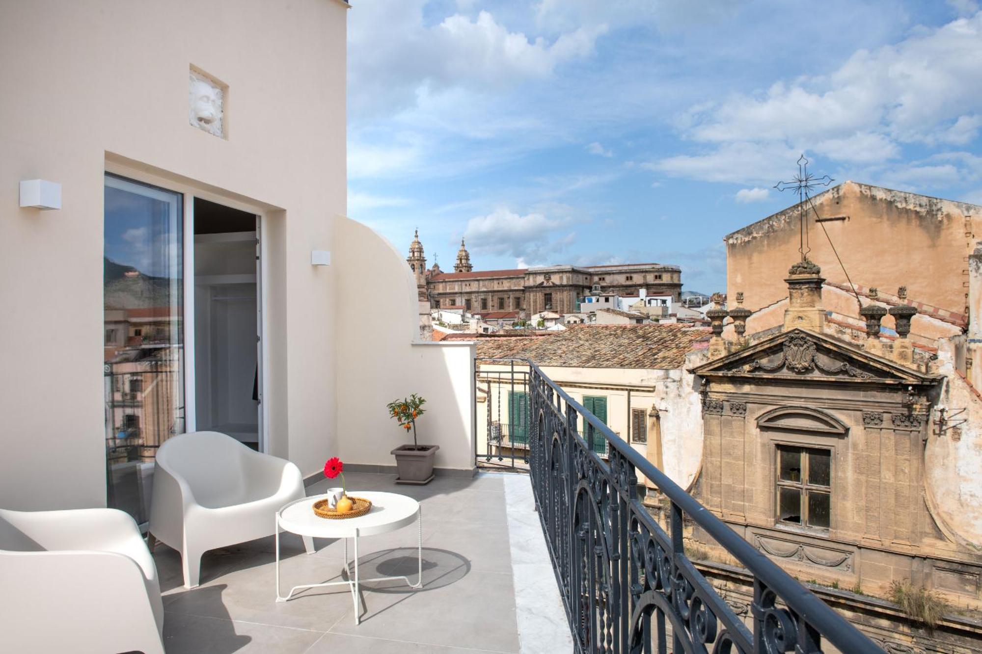 Vucciria With Terrace By Wonderful Italy * Palermo